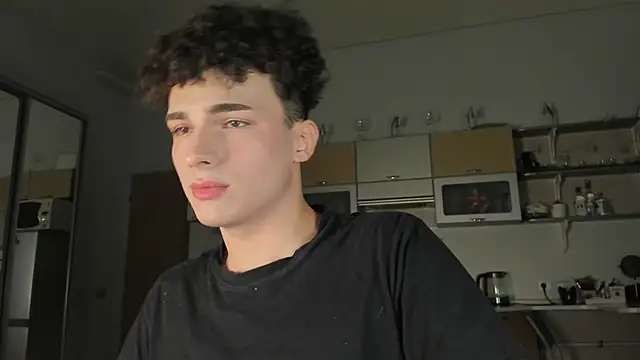 Snapshot of mystic_evan chatting on September 2025 10:42:01 PM mystic evan online show from September 2025 10:42:01 PM