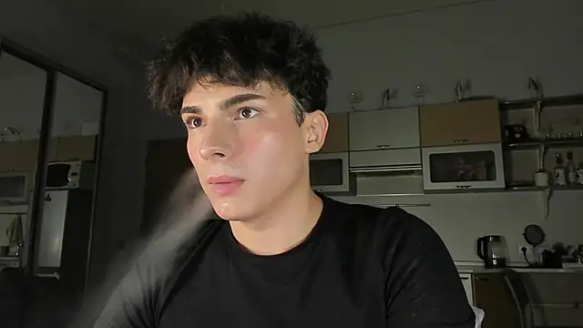 Snapshot of mystic_evan chatting on October 2025 10:40:02 PM mystic evan online show from October 2025 10:40:02 PM