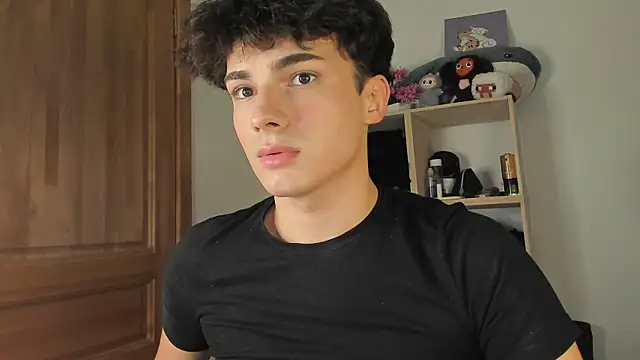 Snapshot of mystic_evan chatting on October 2025 09:14:01 PM mystic evan online show from October 2025 09:14:01 PM