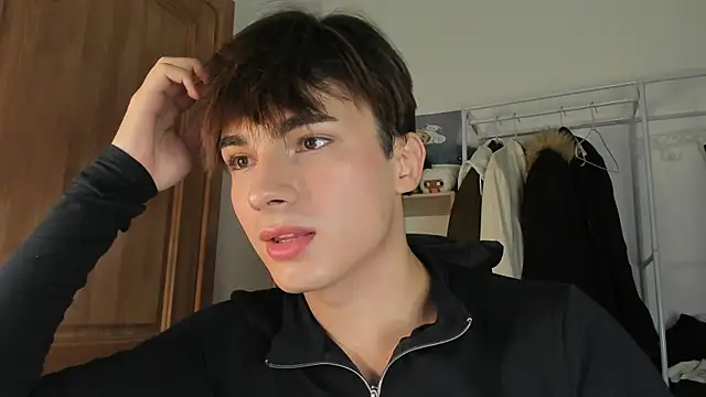 Snapshot of mystic_evan chatting on October 2025 09:59:02 PM mystic evan online show from October 2025 09:59:02 PM