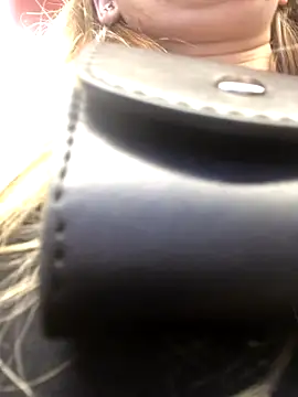 Snapshot of Reina_Cummings chatting on September 2025 04:03:01 AM Reina Cummings online show from September 2025 04:03:01 AM