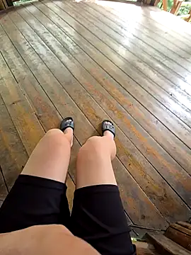 starvingo2002 online show from September 2025 02:02:01 AM