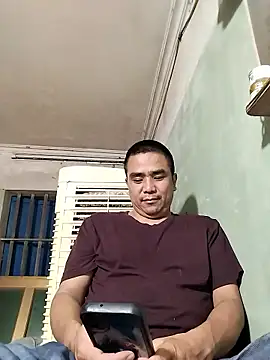 HoangNam20x online show from October 2025 11:44:01 AM