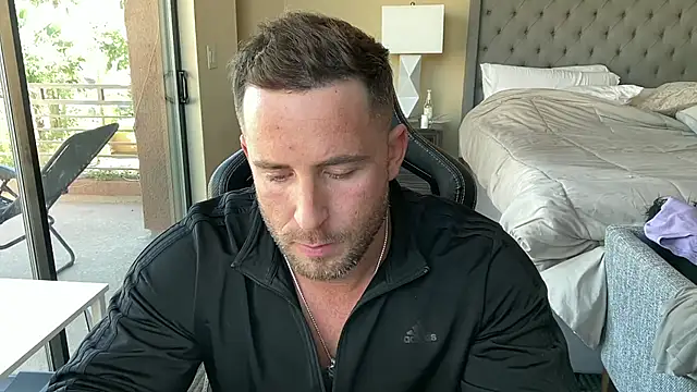 Snapshot of brettmycles28 chatting on October 2025 08:26:01 PM brettmycles28 online show from October 2025 08:26:01 PM