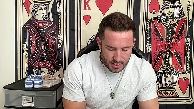 Snapshot of brettmycles28 chatting on November 2025 06:08:01 PM brettmycles28 online show from November 2025 06:08:01 PM