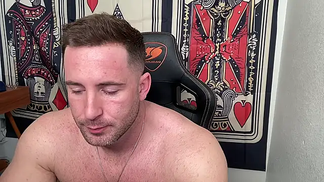 brettmycles28 online show from December 2025 06:26:01 PM