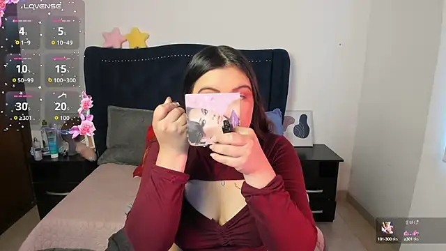 LucyPetit online show from September 2025 12:49:02 PM