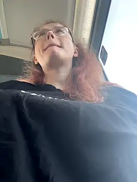 raen001 online show from November 2025 08:58:02 AM