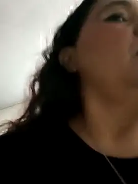 Laurasofia01 online show from October 2025 03:14:02 AM