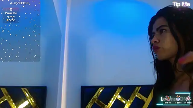 luna starr69 online show from October 2025 01:12:01 PM