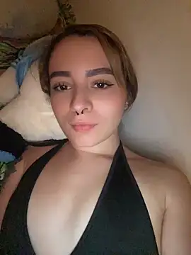 karla-thomsom10 online show from April 2026 09:30:01 PM