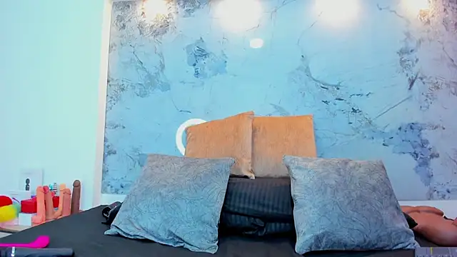 Snapshot of Ambeer_red1 chatting on October 2025 08:17:02 PM Ambeer red1 online show from October 2025 08:17:02 PM