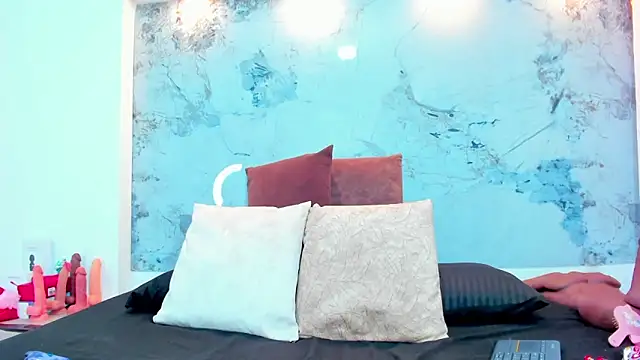 Snapshot of Ambeer_red1 chatting on October 2025 08:20:01 PM Ambeer red1 online show from October 2025 08:20:01 PM