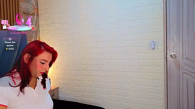 angel  red  online show from September 2025 12:27:02 AM