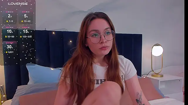 Snapshot of LanaAirlie chatting on October 2025 10:16:02 AM LanaAirlie online show from October 2025 10:16:02 AM