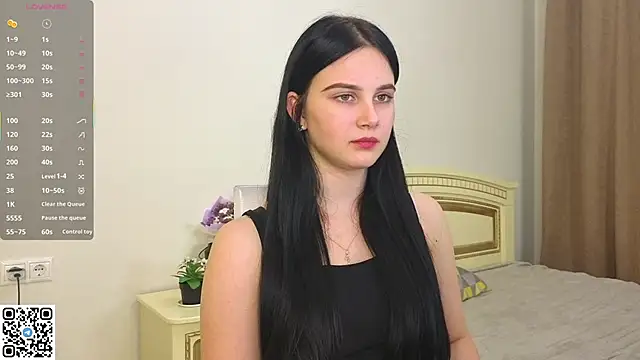 EnricaElis online show from November 2025 08:10:01 PM