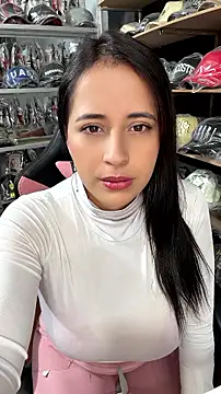 GiaDuque online show from July 2026 01:26:01 PM