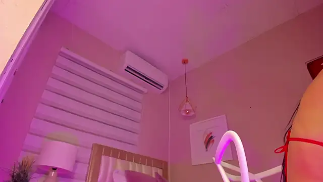  paula x online show from September 2025 11:33:02 AM