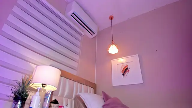  paula x online show from October 2025 11:40:01 AM