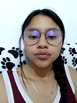 SofieLove 01 online show from April 2026 08:11:01 AM