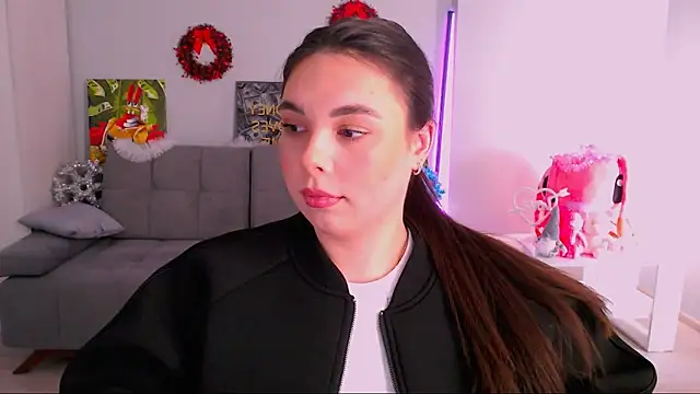 queenofthesense  online show from December 2025 10:42:01 AM