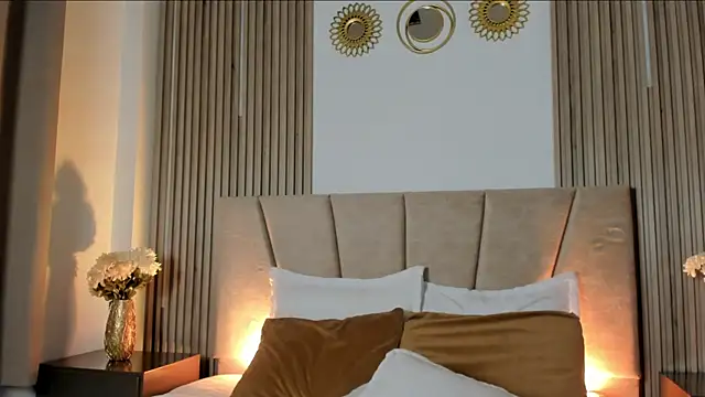 Rachell Jamess online show from October 2025 03:38:02 AM