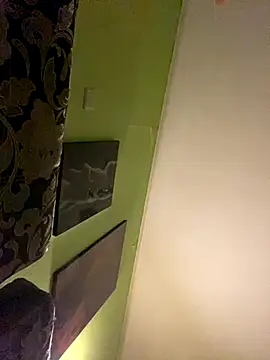 Snapshot of BeckiXrose chatting on September 2025 09:05:02 PM BeckiXrose online show from September 2025 09:05:02 PM