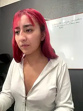 JuliethaDemon  online show from January 2026 01:05:02 PM