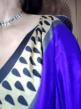 annanya01 online show from September 2025 12:32:02 PM