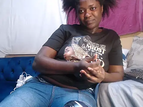 Snapshot of CandyMayaxx2 chatting on April 2026 05:06:02 PM CandyMayaxx2 online show from April 2026 05:06:02 PM