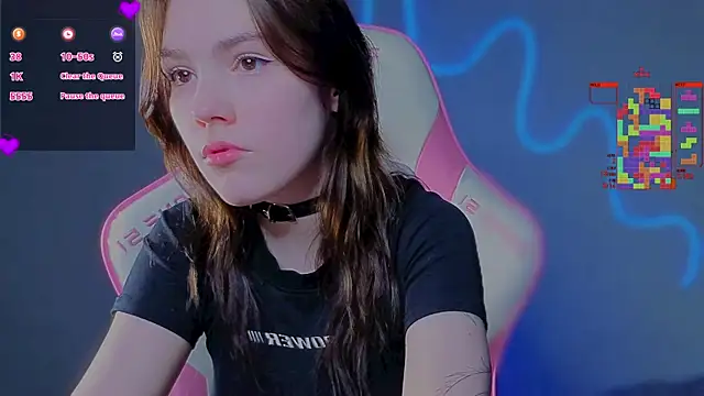 Sophie SkyAngel online show from July 2026 06:27:02 PM