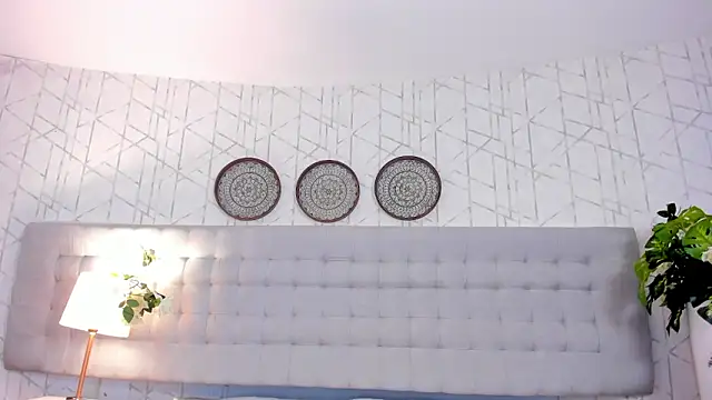 Snapshot of MiaCoopper chatting on September 2025 07:58:02 PM MiaCoopper online show from September 2025 07:58:02 PM