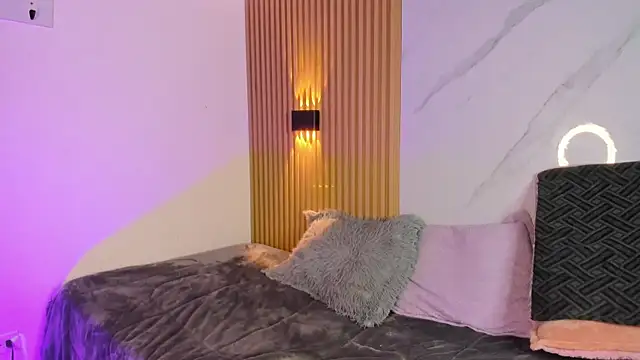 imtammy lynn  online show from April 2026 11:37:01 AM