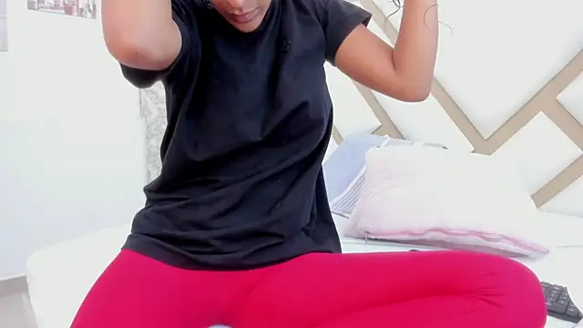 Amber-Sweett online show from September 2025 08:10:01 PM