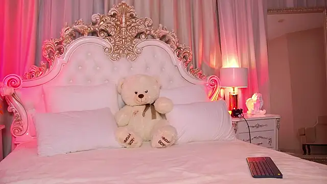 MeganStrain online show from January 2026 02:36:02 AM