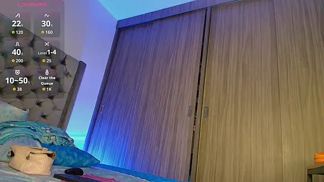 Snapshot of dreamsussi chatting on September 2025 12:44:01 AM dreamsussi online show from September 2025 12:44:01 AM