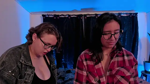 CrazyCakes  online show from April 2026 02:12:02 AM