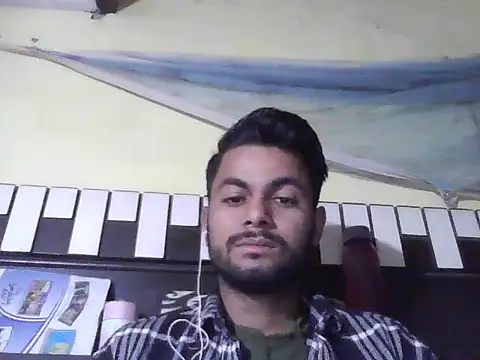 ursdreamperson online show from November 2025 02:23:02 AM