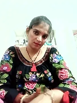 Snapshot of Chhaya_hot chatting on September 2025 01:36:02 PM Chhaya hot online show from September 2025 01:36:02 PM
