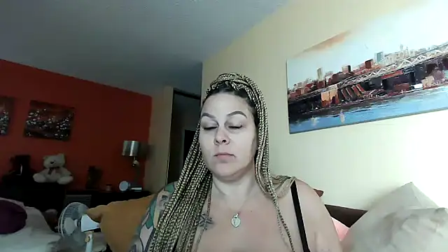 number1slut online show from December 2024 08:02:02 PM