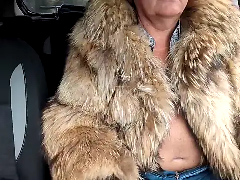 furgamer44 online show from September 2025 08:18:01 AM