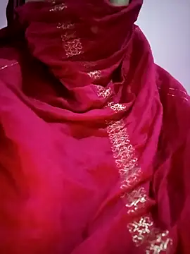 Snapshot of RAYI_Queen_1 chatting on September 2025 05:30:01 AM RAYI Queen 1 online show from September 2025 05:30:01 AM