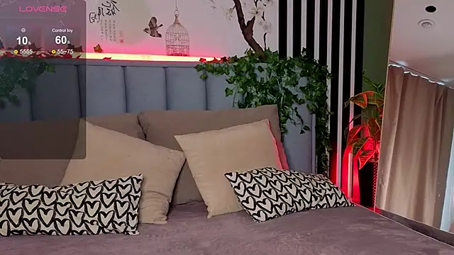 PixieKitty online show from September 2025 04:49:02 AM