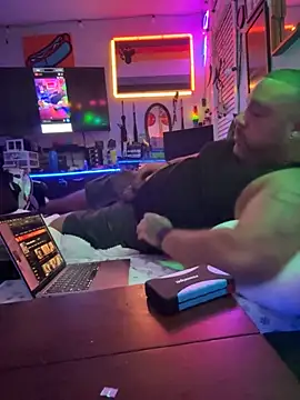 TheGreenEyedBear online show from September 2025 08:20:02 AM