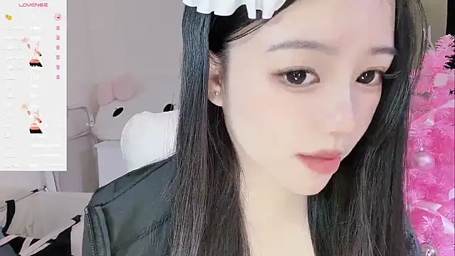 MM-feifei online show from December 2025 02:45:02 PM