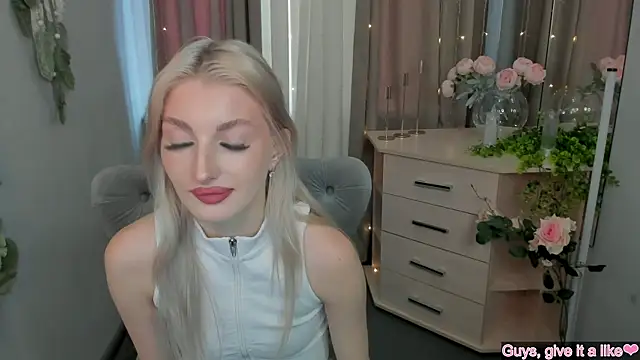 Sarrah blush online show from September 2025 08:16:01 AM