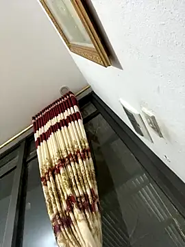 Nhung584 online show from November 2025 01:00:02 PM