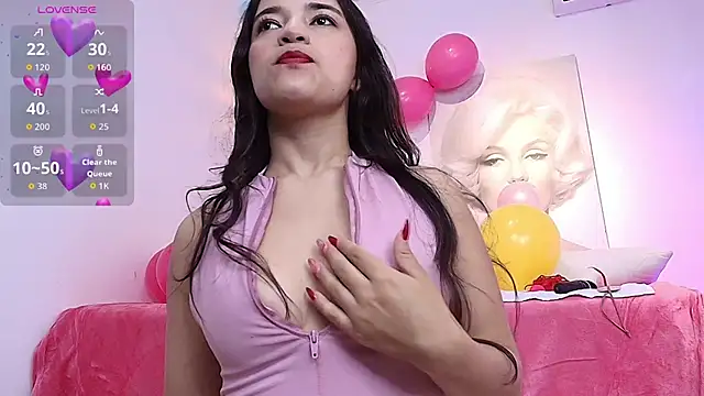 LUNAA    online show from September 2025 04:28:01 AM