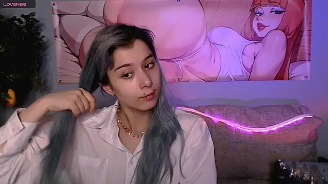 Snapshot of SophieAsh chatting on October 2025 08:34:02 AM SophieAsh online show from October 2025 08:34:02 AM