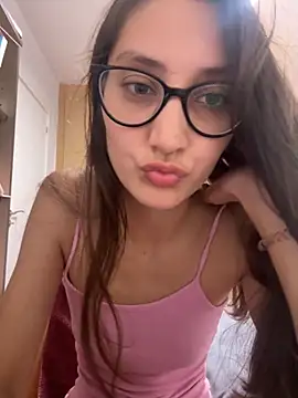 Tunena1525 online show from September 2025 05:25:01 PM